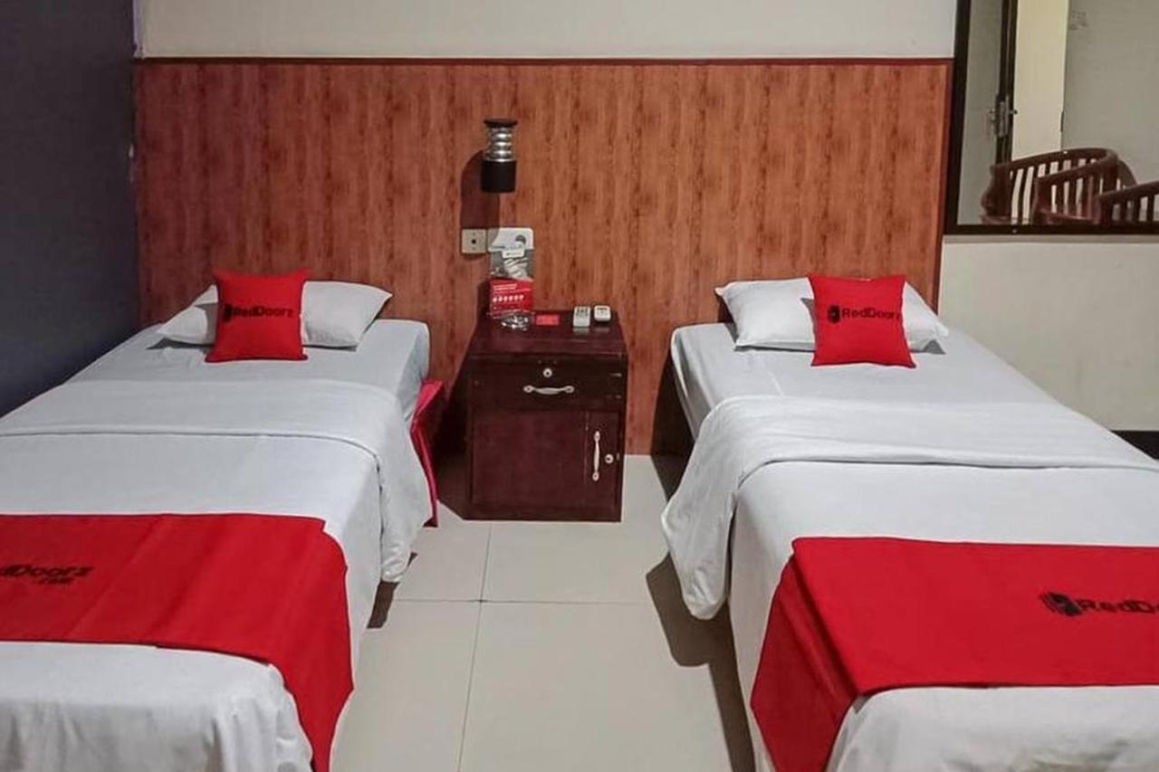 Reddoorz @ Sorong City Center Bagian luar foto